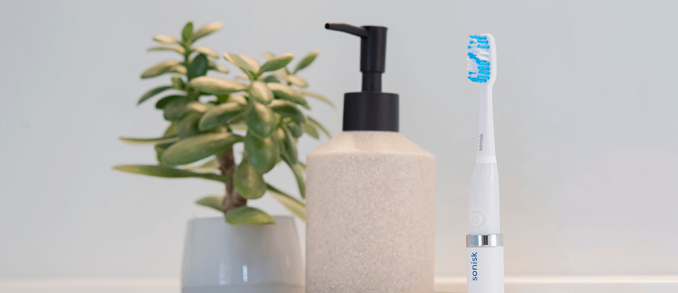 How To Use An Electric Toothbrush - Sonisk